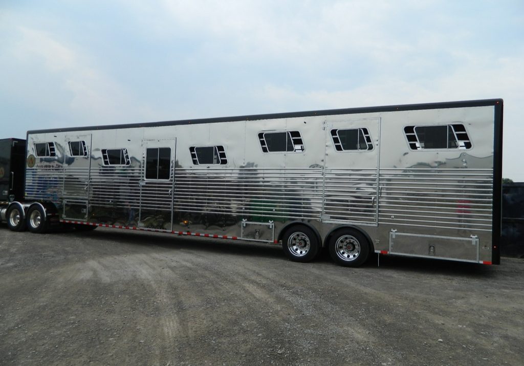 SP PTR LE Model-2014-15H-Driver Side Exterior